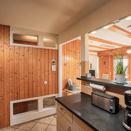 Apartment Stefan - Sauna - Terrasse - Mit Bettwaesche & Handtuecher Lossburg