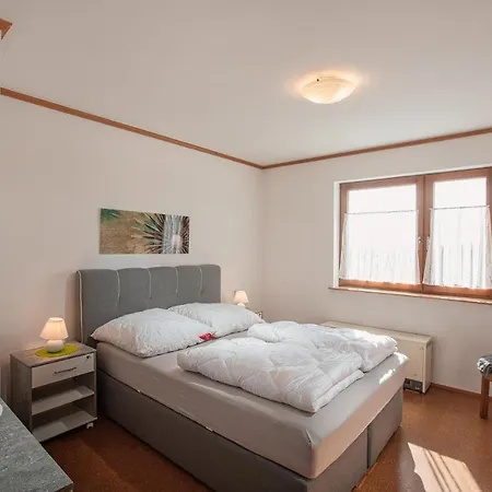 Stefan - Sauna - Terrasse - Mit Bettwaesche & Handtuecher Apartment *
