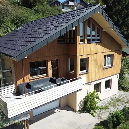 Stefan - Sauna - Terrasse - Mit Bettwaesche & Handtuecher